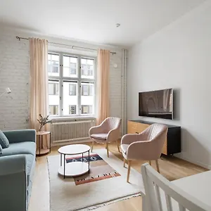 Wehost Fabulous 2br In Prestigious Punavuori @iso Roobertinkatu 26 Helsinki